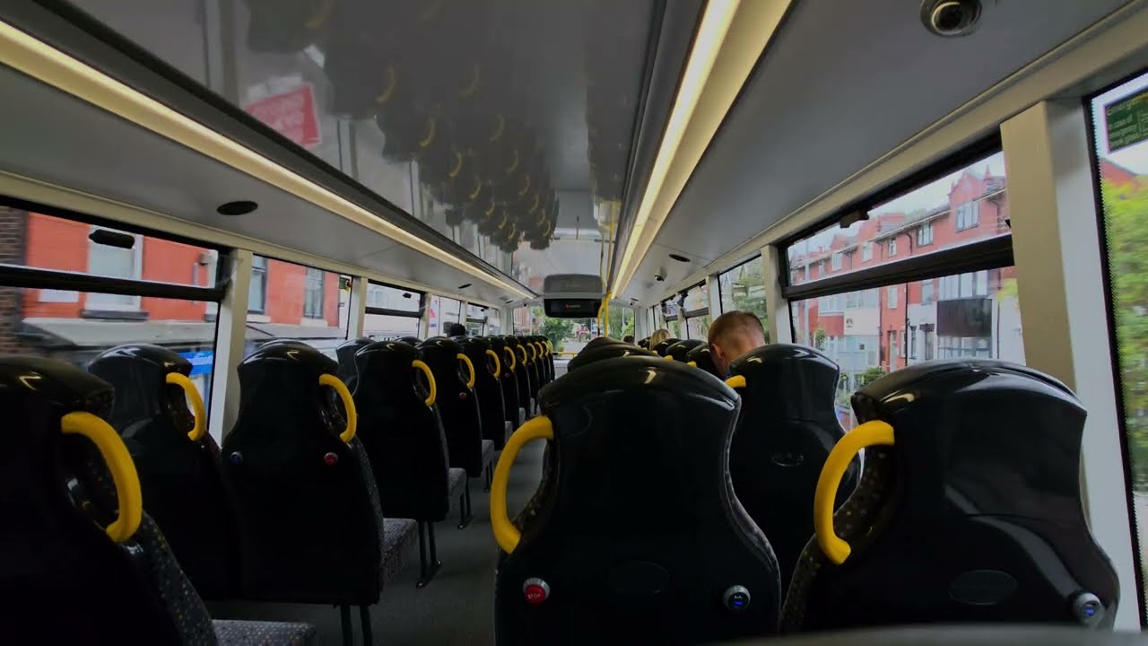 Ride on Bee Network Stagecoach 135 YX24 PGO 11825 ADL Enviro 400 E40D Voith