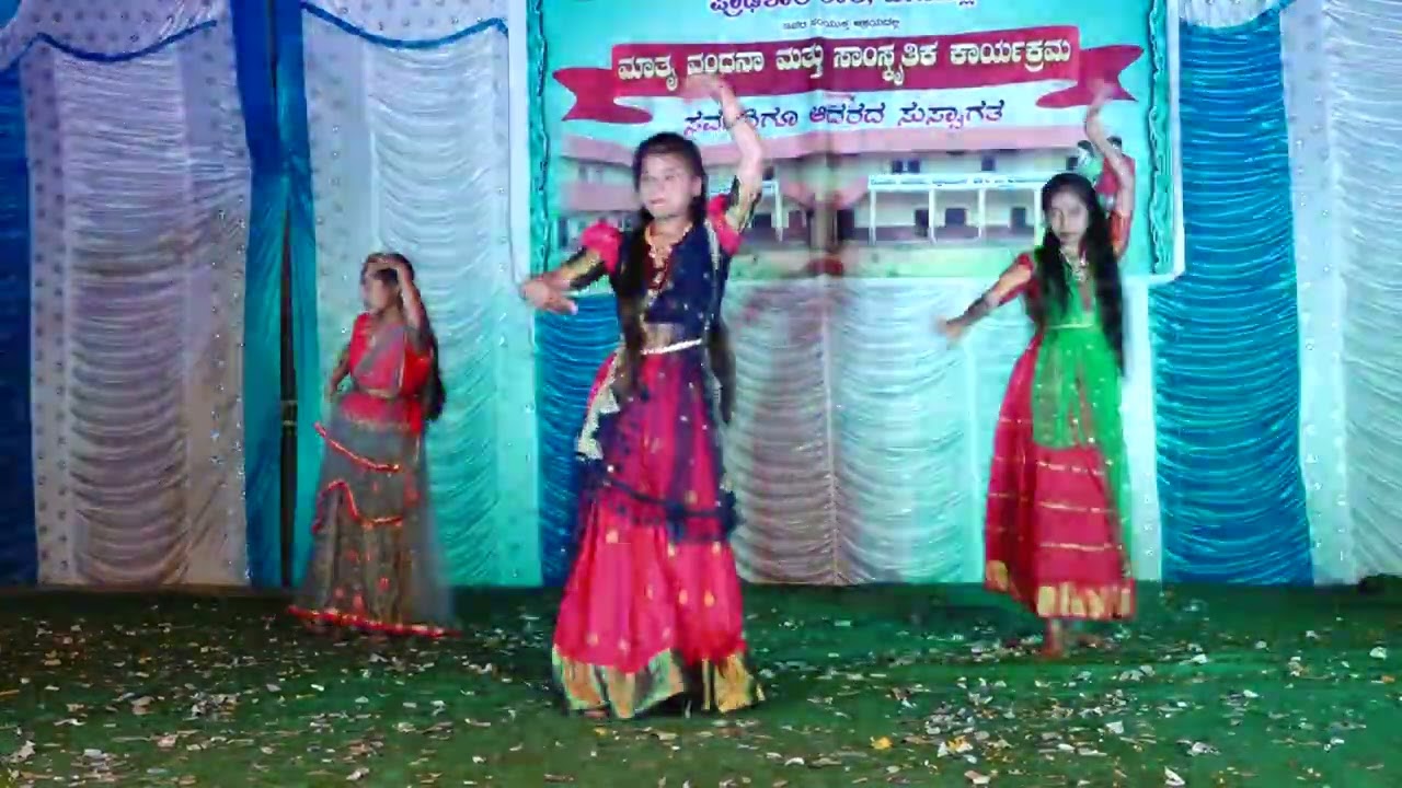 Annual day celebration in Naveen school Hangal