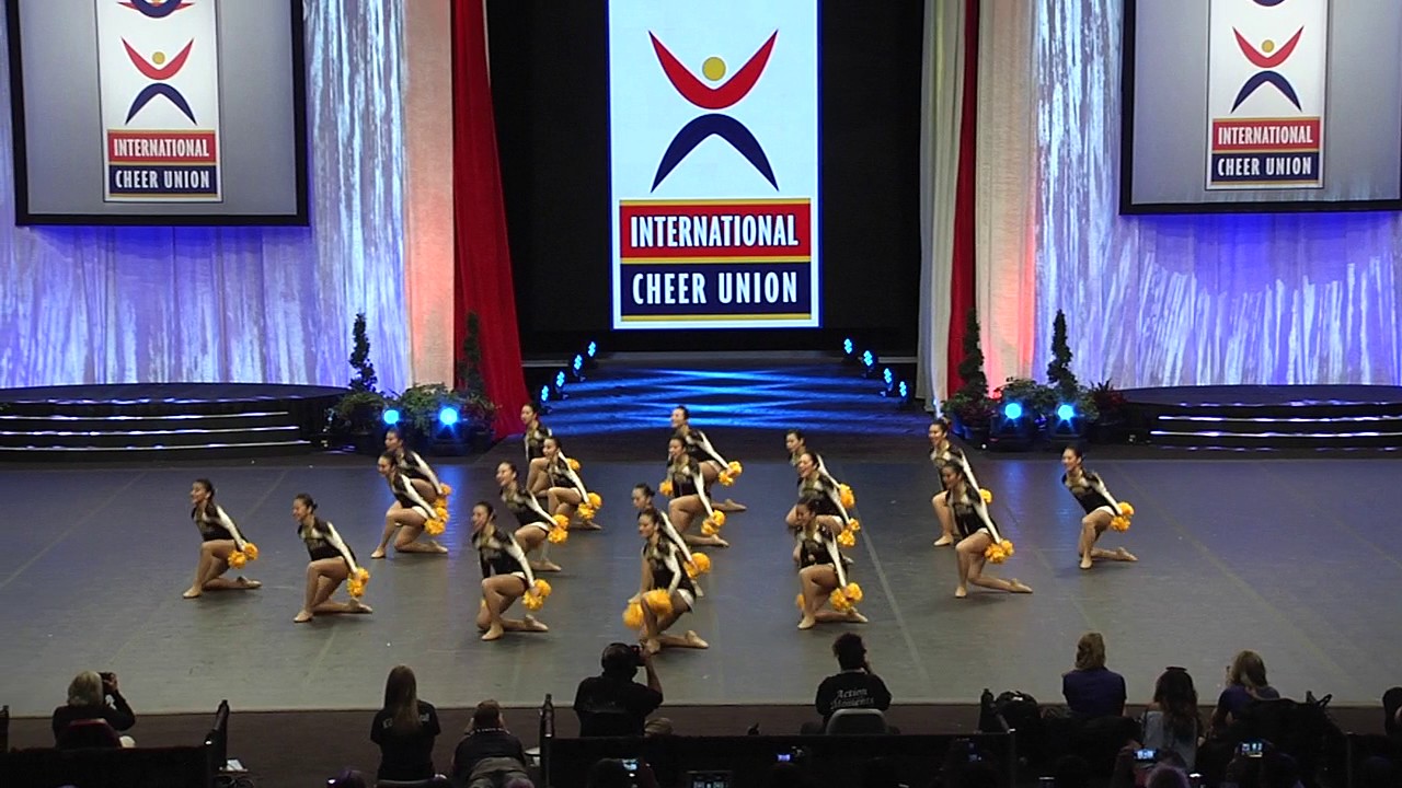 Team Japan [Team Freestyle Pom Finals - 2017 ICU World Cheerleading Championship]