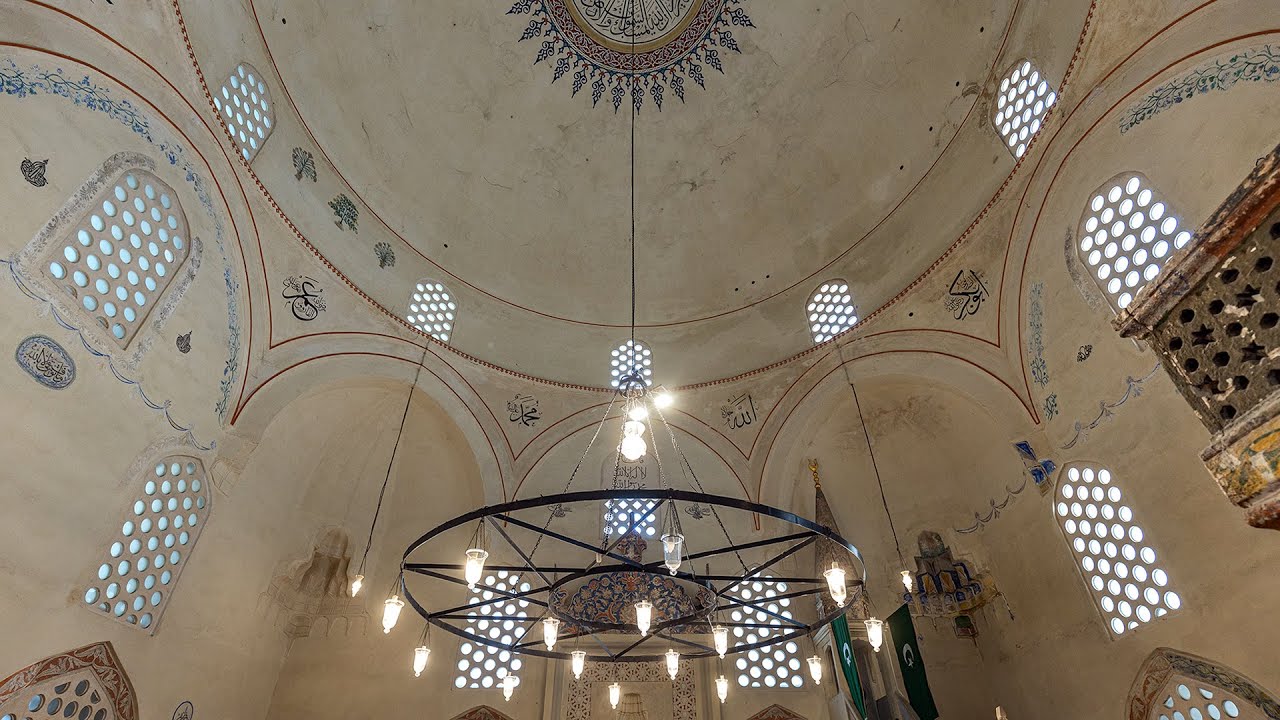 Karadjoz begova dzamija, Mostar