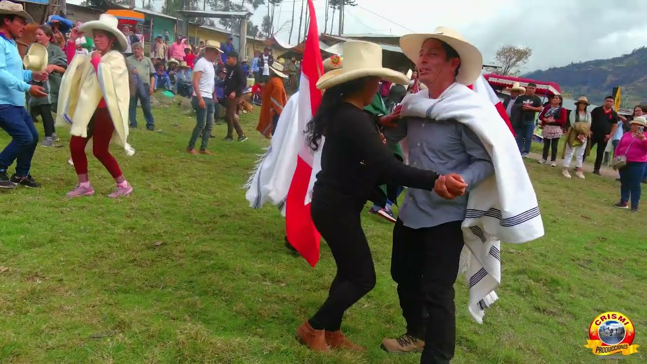 Mujer a  la Moda - Cantaritos del Encanto - Crismi Producciones -Huancabamba.