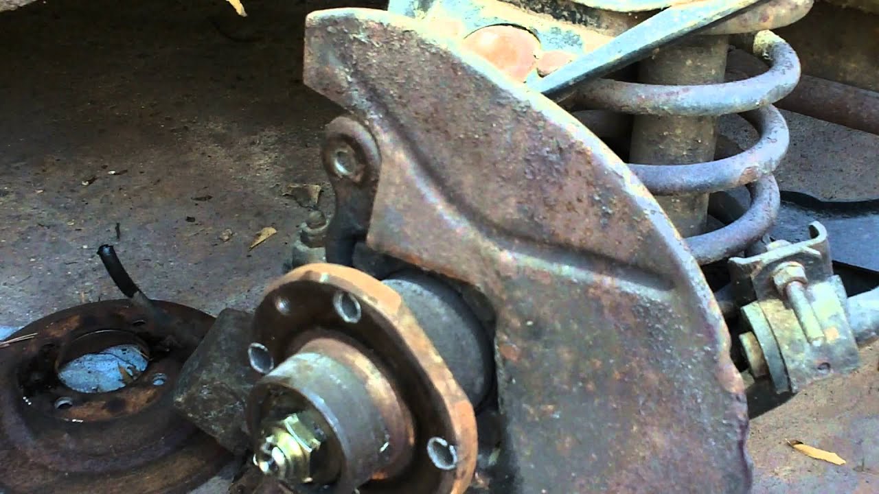 How to:  Replacing Front Suspension bushings / ball joints Fiat 124 Spider (Part 1)
