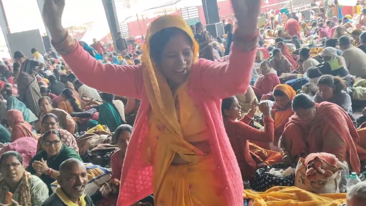 हरि ओम मैं ओम समाया है मेरा भोला नगर में आया है#girirajji#bhakti#ytvideo#trending#Vrindavan#