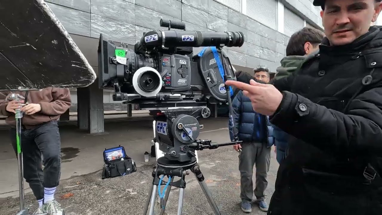 I've just shot on celluloid. Working with ARRICAM and KodakVision3 200T/5219