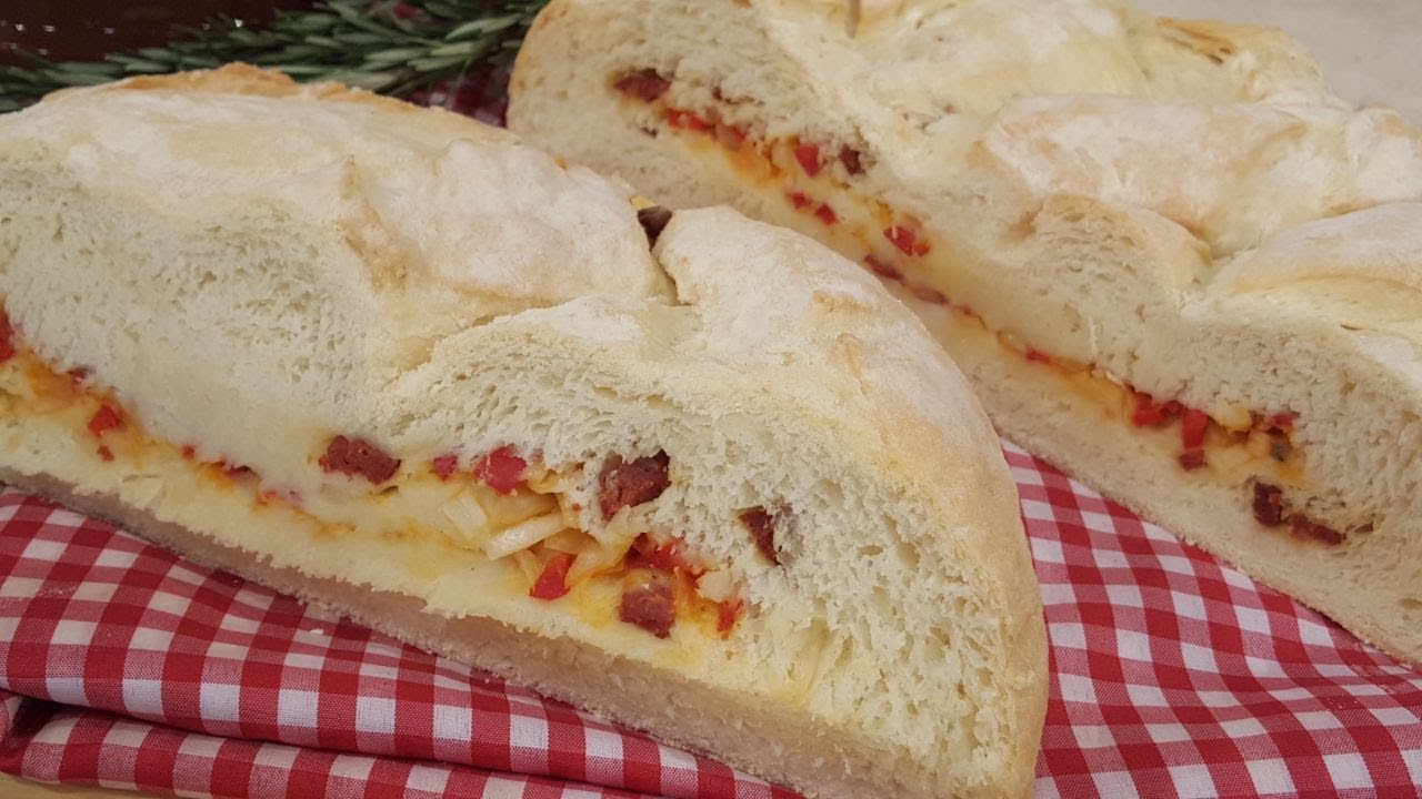 Pan de campo al pimentón relleno