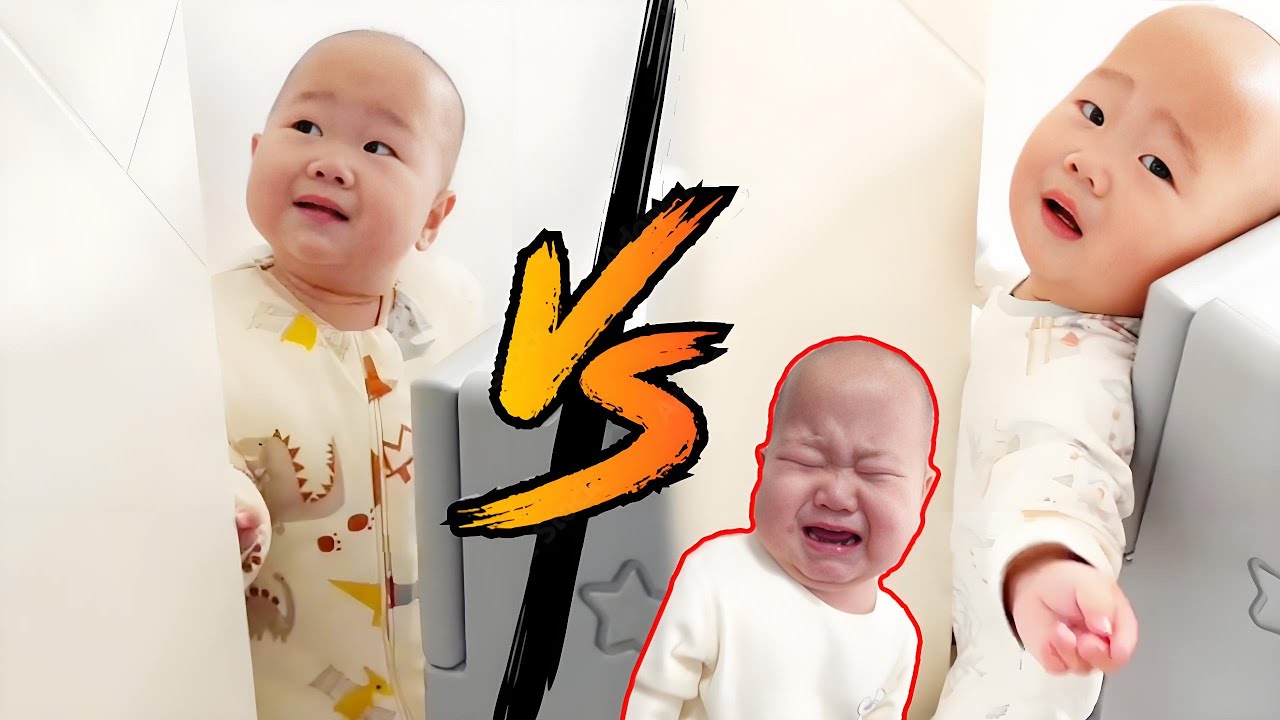 【超萌双胞胎】弟弟卡缝里出不来哥哥鼓励他，然而哥哥卡缝里出不来弟弟还捣乱，这个弟弟不能要了 【西西和柚柚呀】