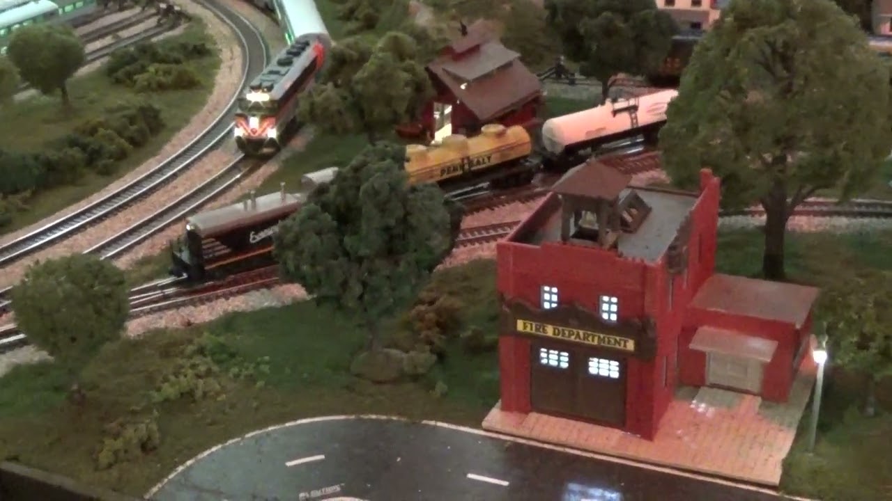 N Scale NW2 Tests the Crossovers