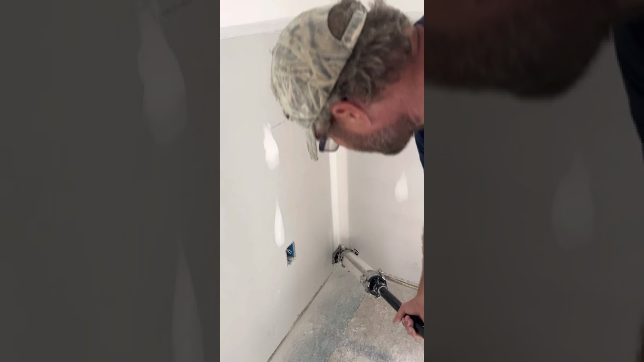 Best Angle finishing tool! Intro a steps to running Dewalt Mudshot!