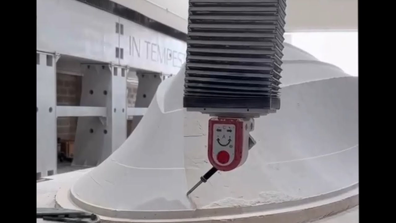 Let's see how to make a boat hull and deck plug mould by 5 axis cnc machine center#cncmachine#boat