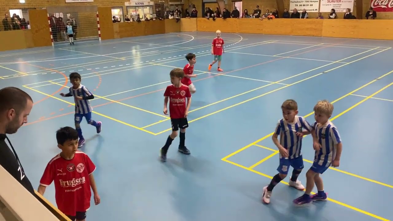 FINALE | U8 drenge C/D (Hampen Hallen 8.30): Herning Fremad U7 - Hammerum IF