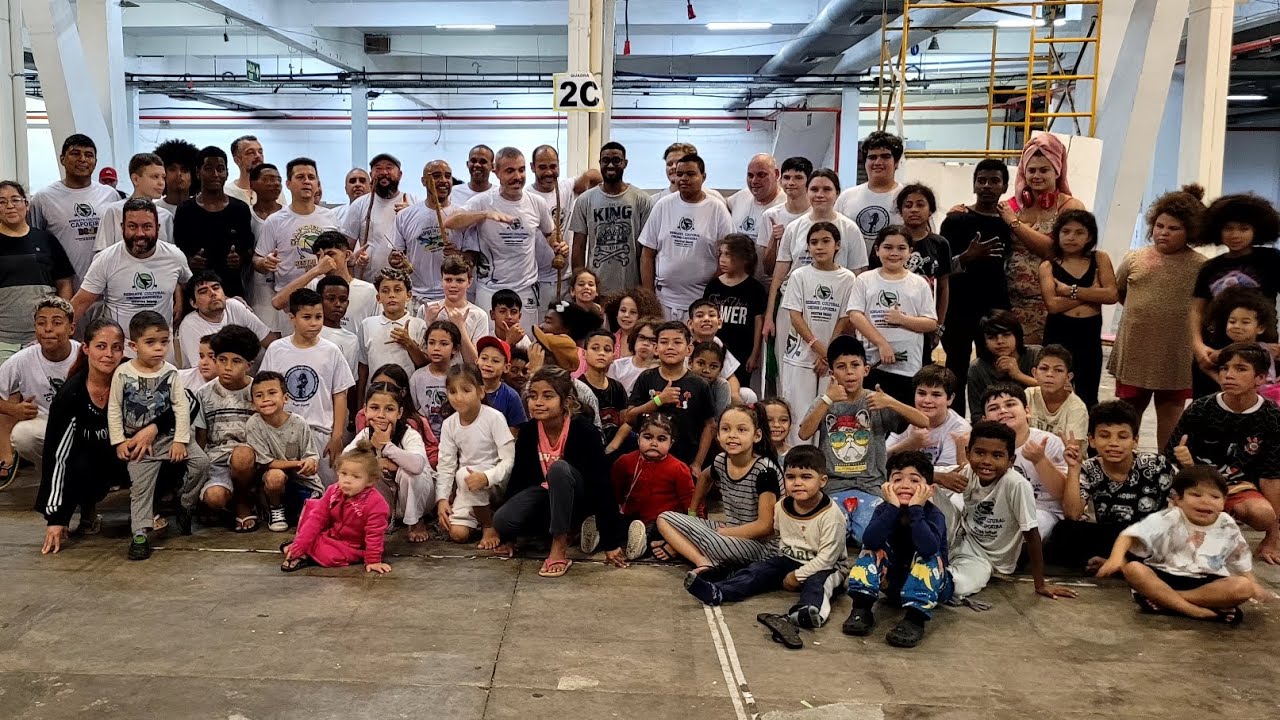 Capoeira Resgate cultural no abrigo Novo Hamburgo