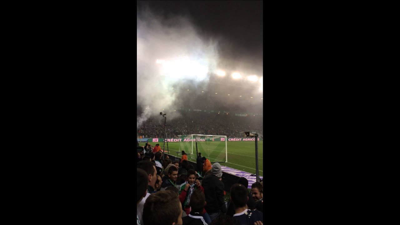 Kop Nord ASSE/OL 31/11/14 ambiance apr&egrave;s le 3&egrave;me but st&eacute;phanois ! (3-0)