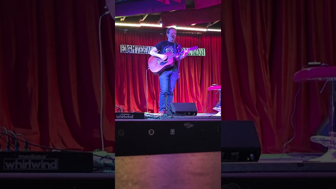 Lavender Dress - EJ Wood (Live Acoustic) 