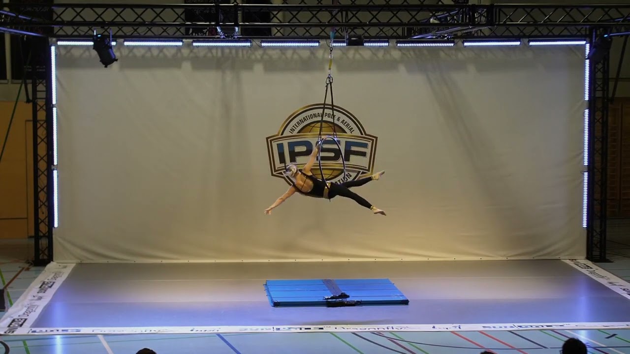 WPAC 2022 ARTISTIC HOOP MASTERS   Wiebke Schr&ouml;der