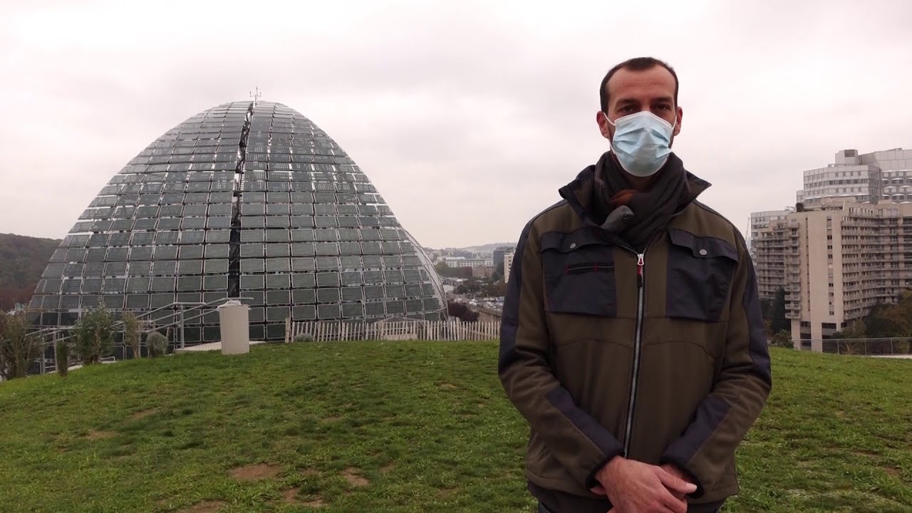HUSQVARNA FRANCE : ALEXANDRE HARDY(MUGO PAYSAGE) AUTOMOWER 550 EPOS SUR LE TOIT DE LA SEINE MUSICALE