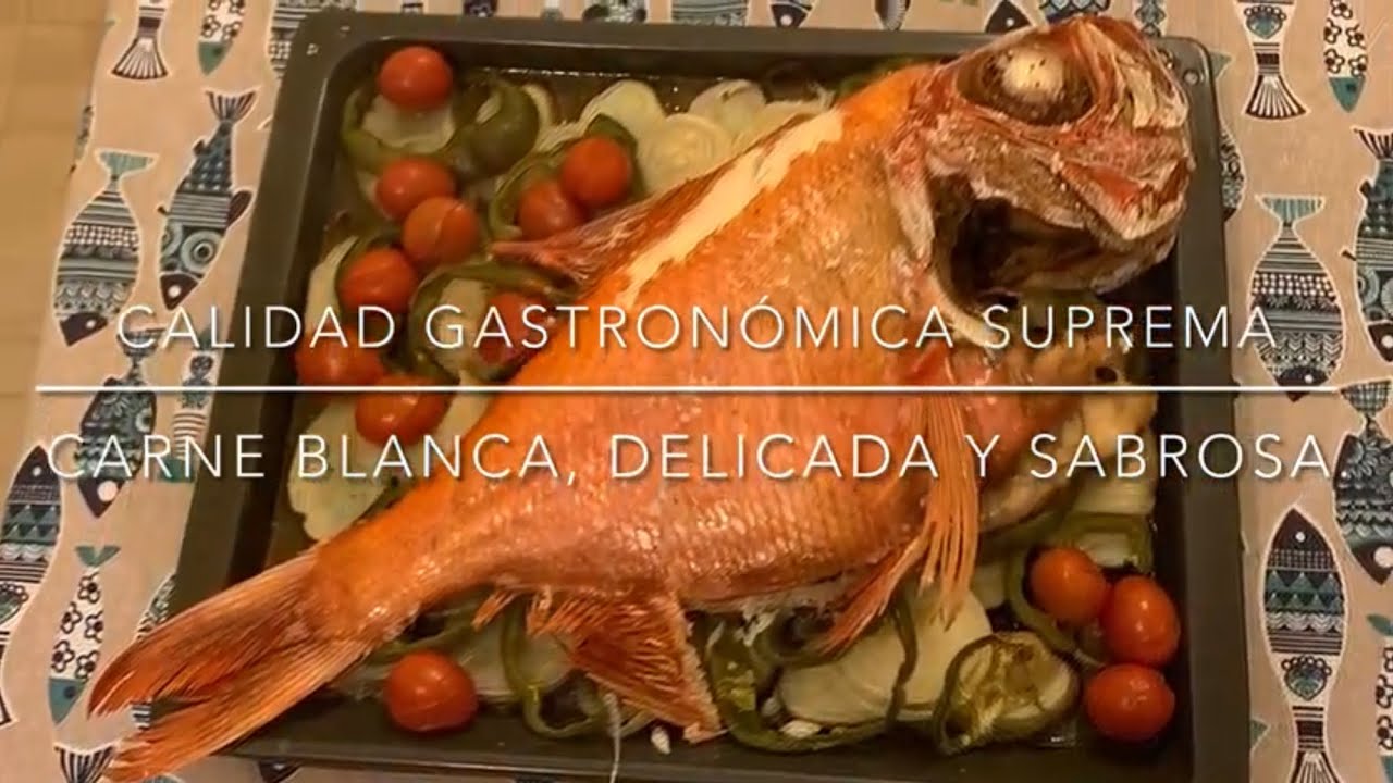 Pescado al horno con papas panaderas (anchete)