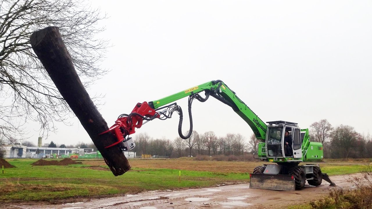 Vosch grapple saw - roadside tree maintenance