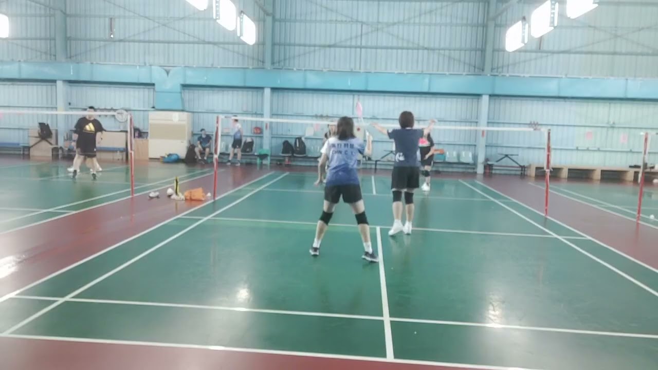 女雙_淨儀+anny_vs_小葉+小蘿(w)_2026.1.18 (風行羽球隊_蘆洲羽球館)