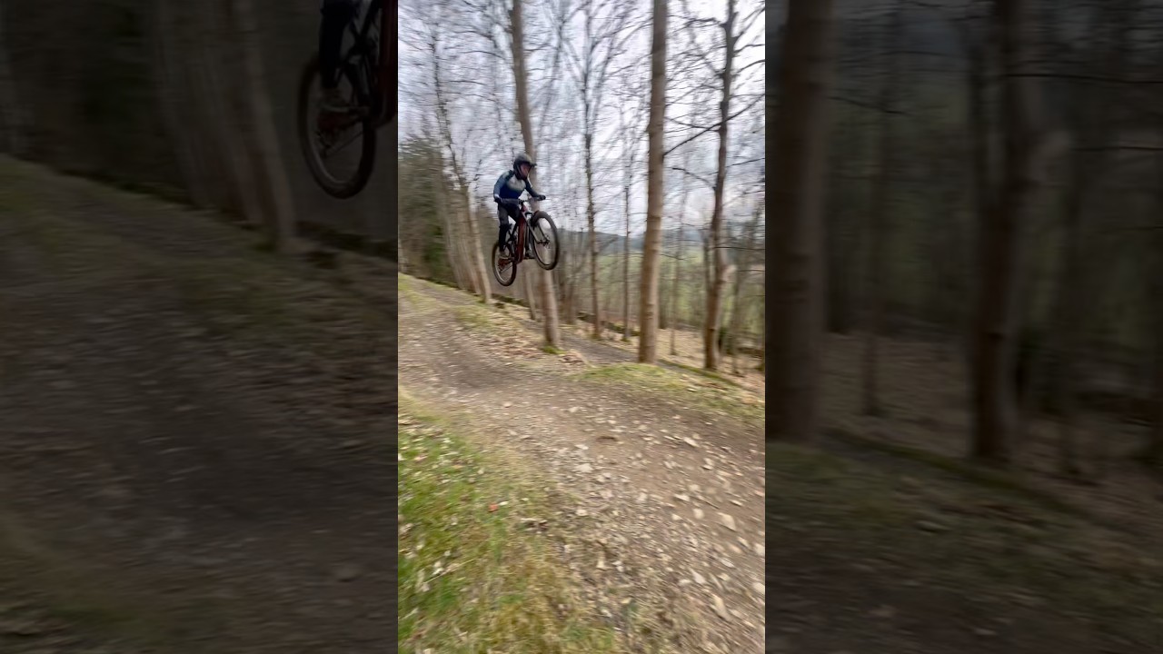 Long Jump Challenge At Innerleithen 🤘🏻#shorts #mtb