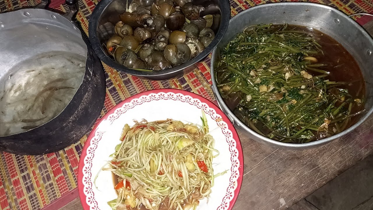 ชีวิตเรียบง่ายวิถีคนนอนนา แนวกินแลงเมนูบ้านๆ หากินตามท่ง ความสุขที่แท้จริง