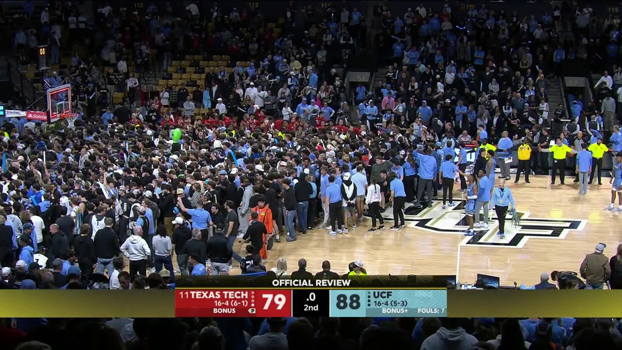Whoops! 😅 UCF fans rush the court prematurely with 0.2 seconds left vs. Texas Tech | ESPN CBB