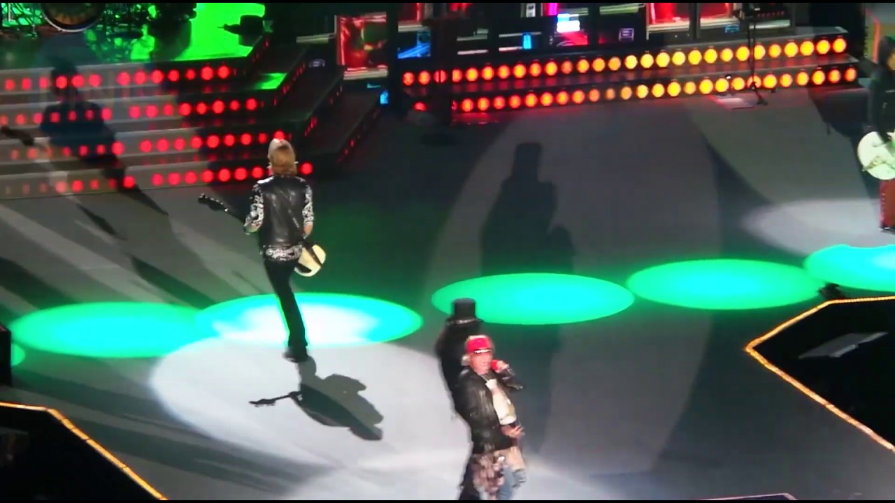 WELCOME TO THE JUNGLE (Guns N' Roses | 2018 Momentum Live MNL)