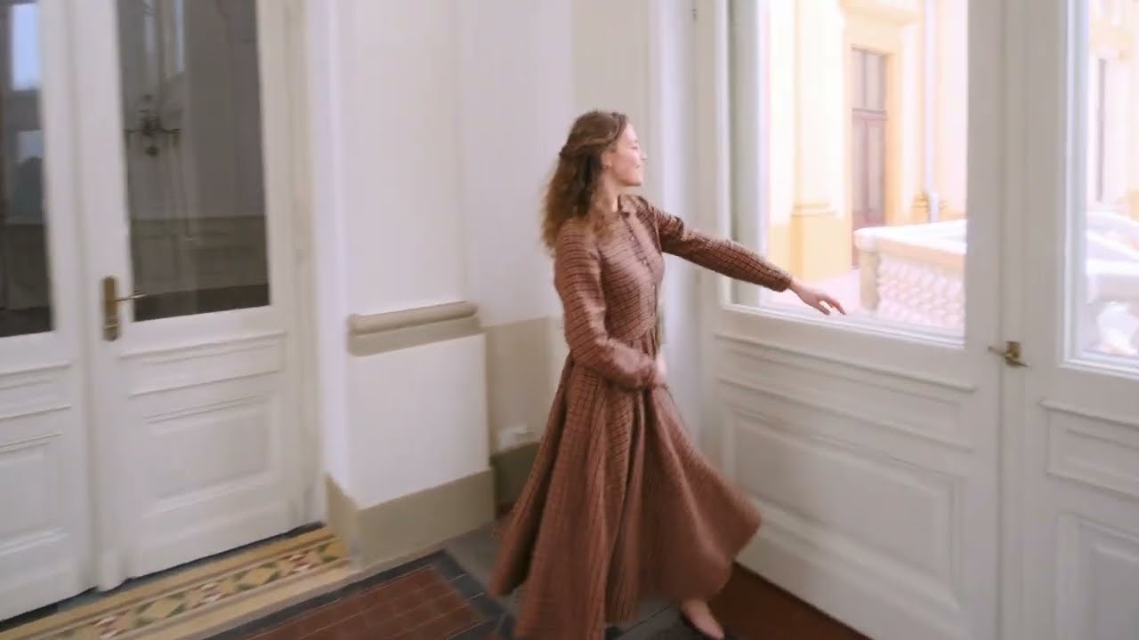 Timeless Linen Dresses by Son de Flor