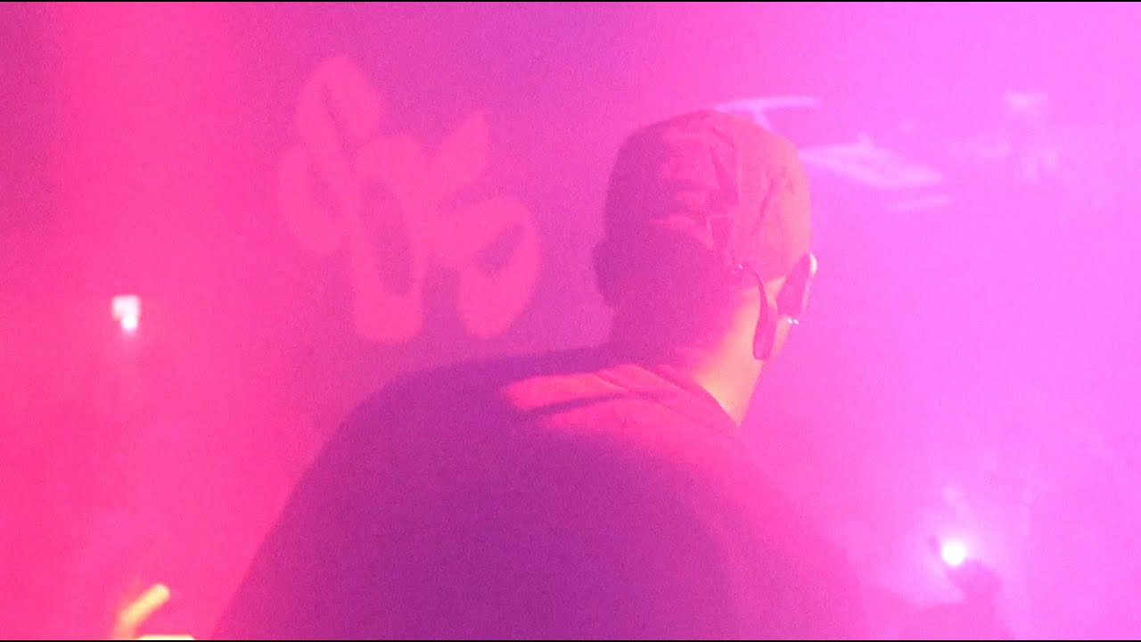 Skin On Skin — Magic (Official Video)
