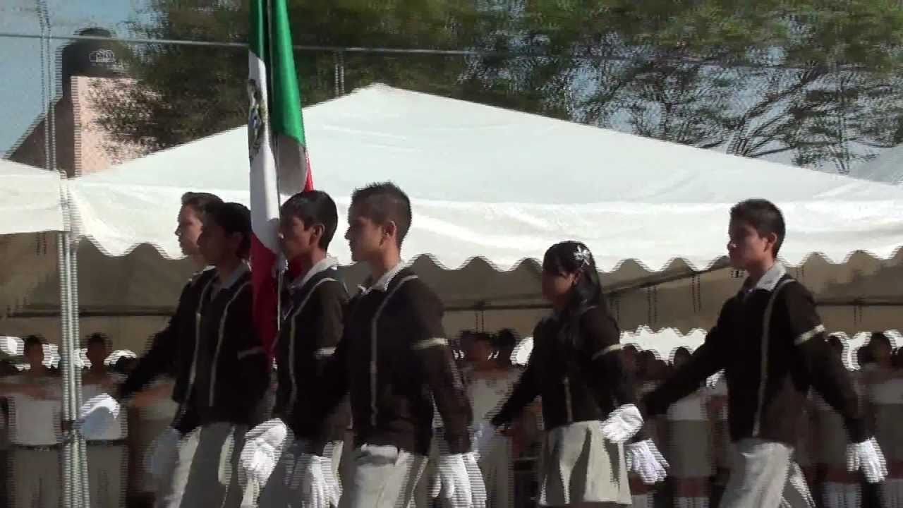 TECNICA 121   HIMNO NACIONAL EN  CIERRE DEL CICLO 2010-2011 ..m2ts
