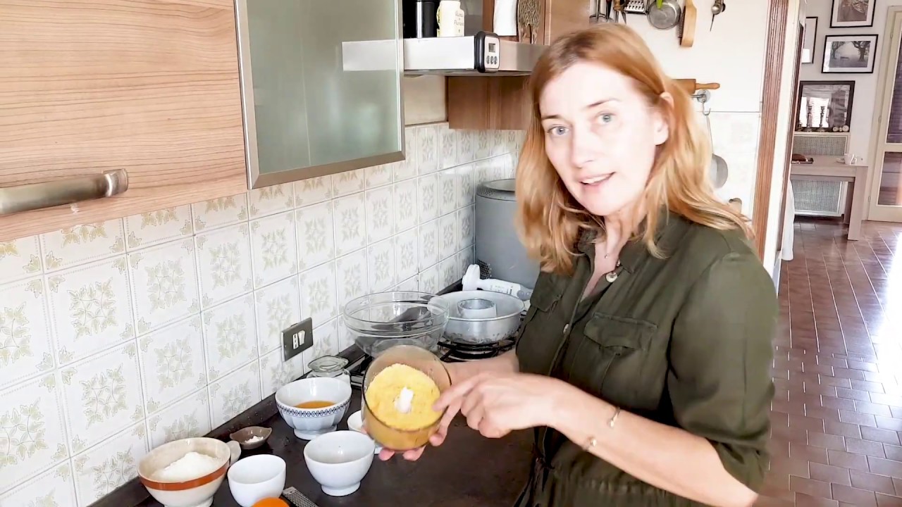 Torta senza uova alle arance | Le Ricette Senza | La Cucina Italiana