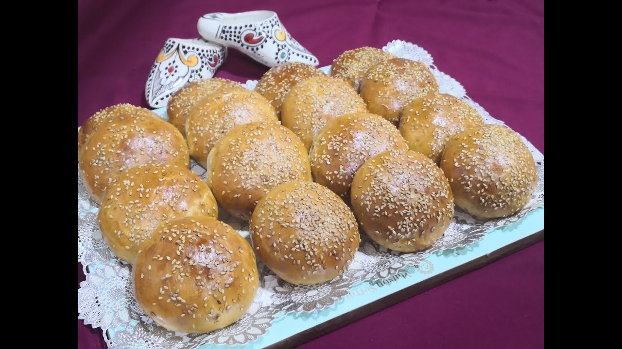 كرص أو القراشل بطريقة سهلة ومبسطة تيجو خفاف مع اضافة مكون يعطيهم لذة