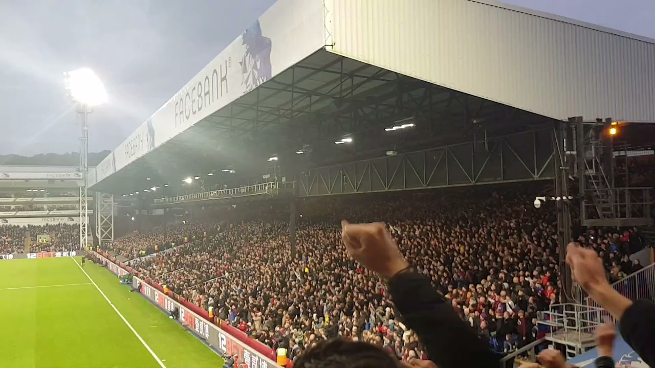 Crystal Palace v Wolves 06/11/2021 - whole ground bouncing, Palace fans singing 'We love you'