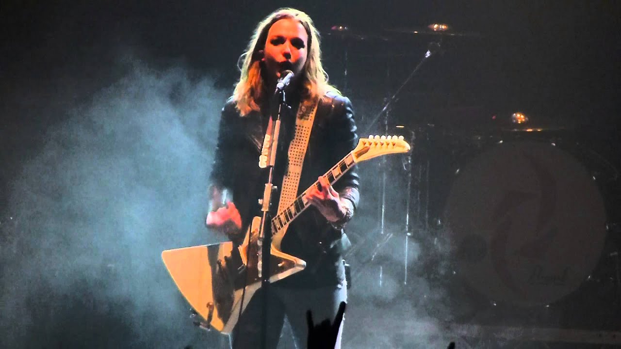 Halestorm - Hate It When You See Me Cry - Manchester O2 Apollo 2015