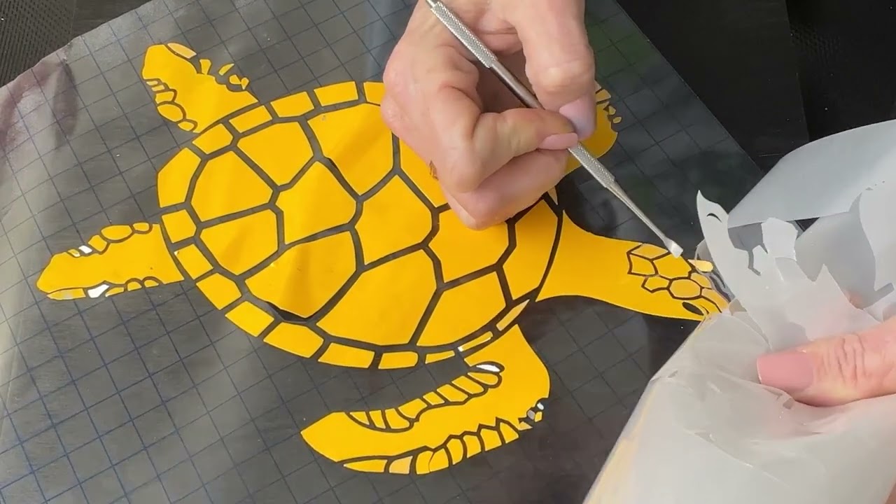 332. Sheleeart  Fluid Artist - Creating 2 pieces of turtle art from 1 skin using cameo silhouette