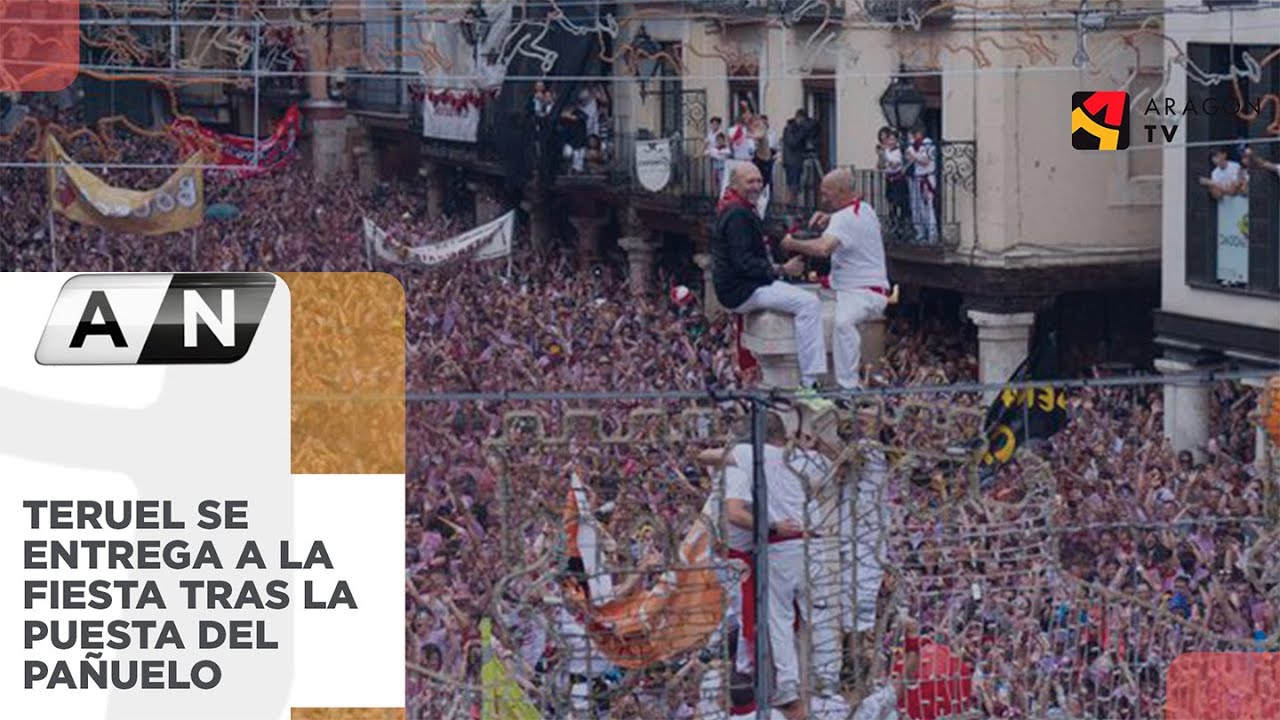 Teruel se entrega a la fiesta tras una puesta del pañuelico marcada por la emoción y la lluvia