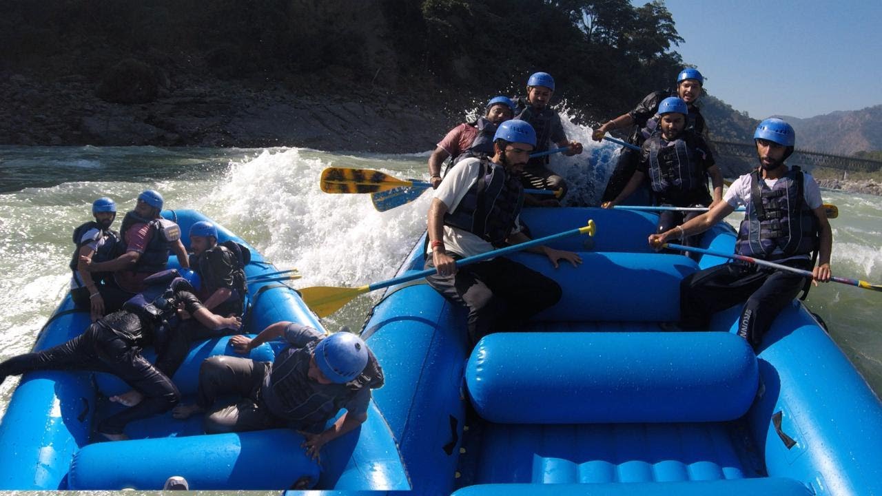 Dosti Ki Kasti me…Rishikesh Rafting