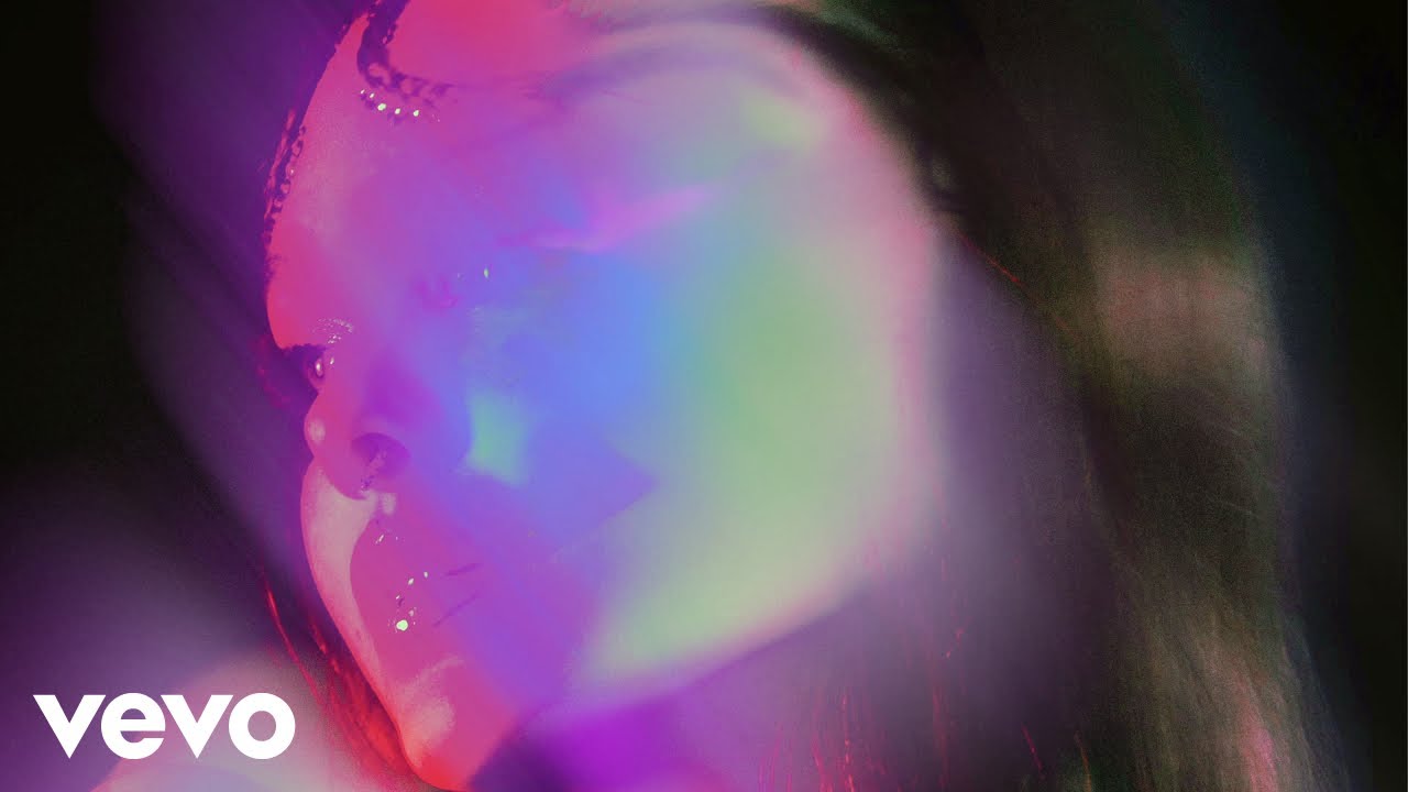 Carly Gibert - Beam Me Up (Audio)