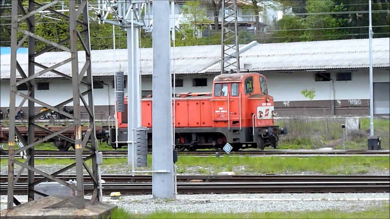 2067 008 ÖBB rangiert, Villach Westbahnhof, 25 april 2012