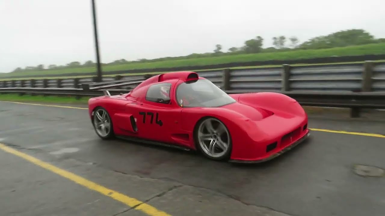 Stuart kidgel racing his ultima gtr at East London for the 