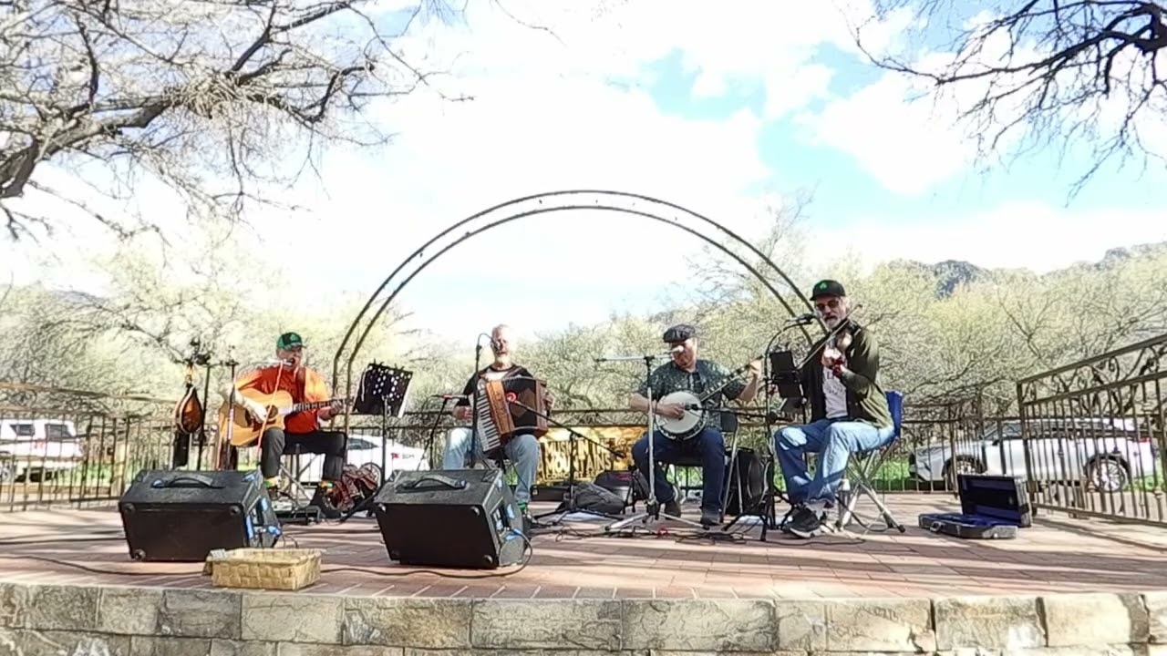 An Poc ar Buile at Music in the Mountains