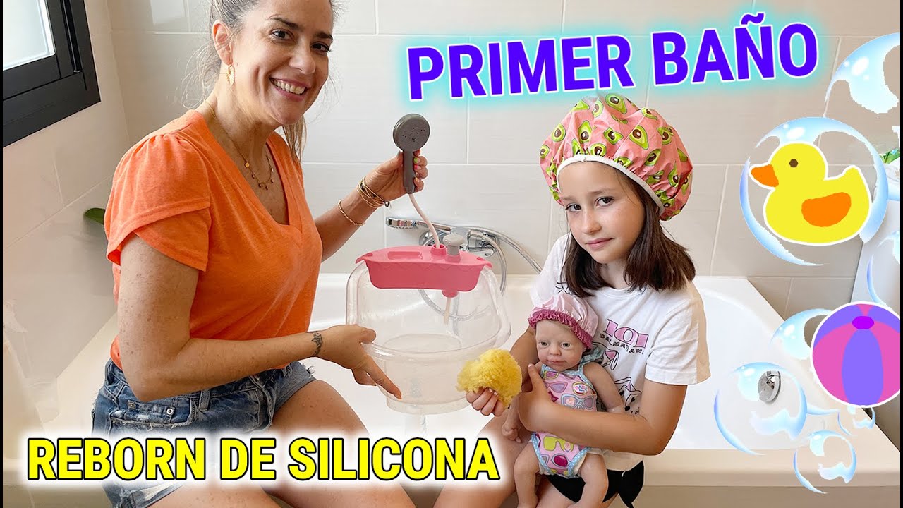 BAÑO A MI BEBÉ REBORN DE SILICONA POR PRIMERA VEZ! MARTINA DIVERTIGUAY
