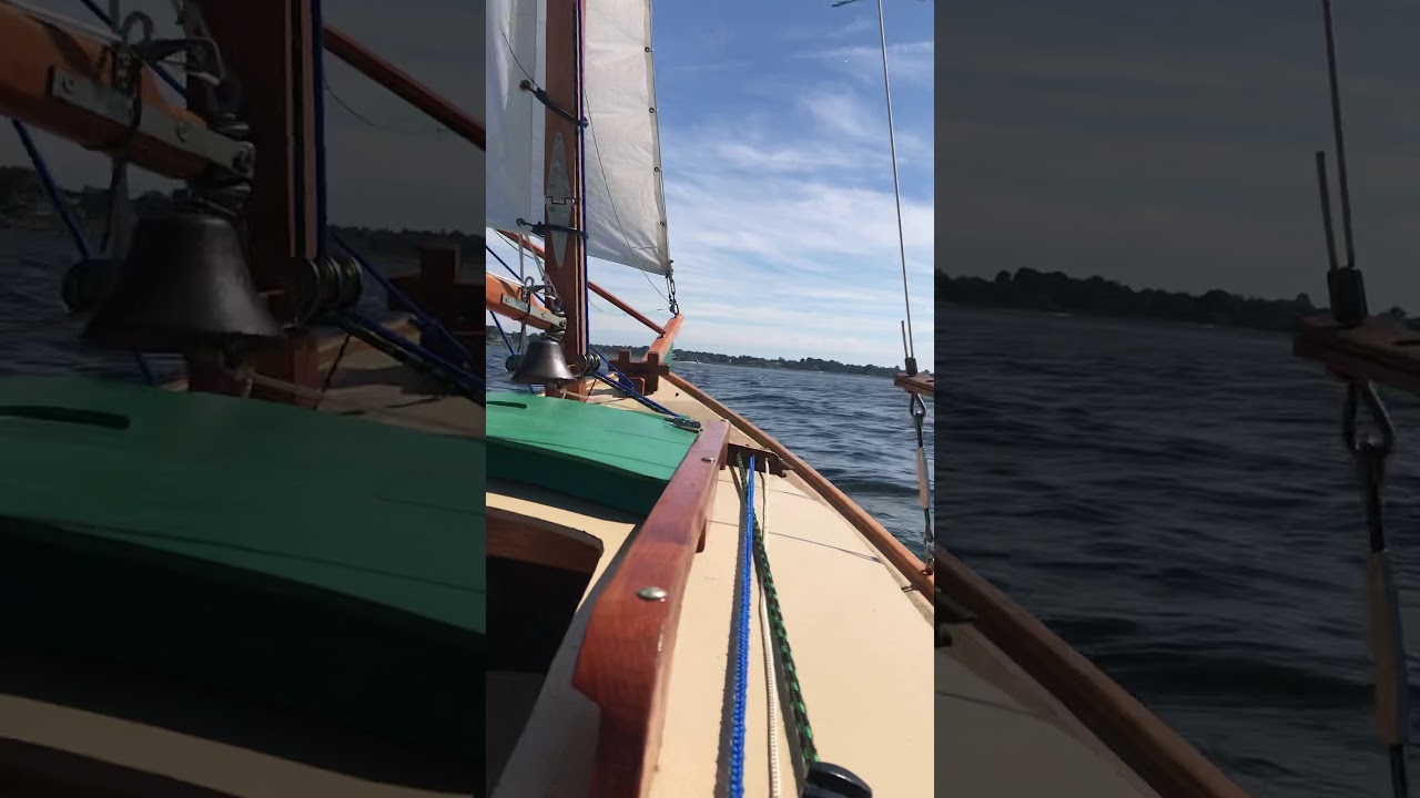 Sailing a Weekender sailboat Stonington CT