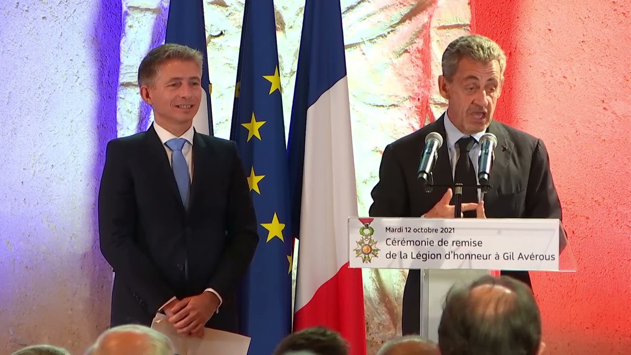 Remise de Légion d'honneur de Gil Avérous par Nicolas Sarkozy