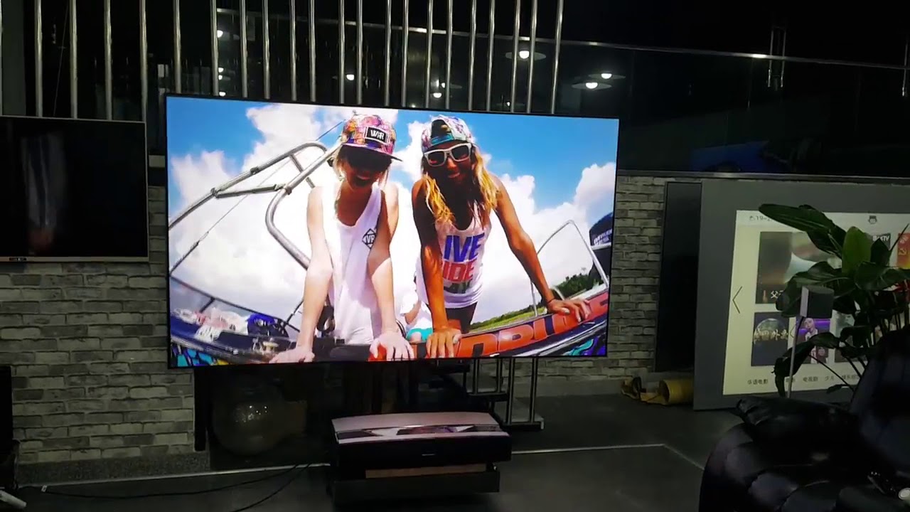 XYScreen PET Crystal ALR Ultra Short Throw Projector screen
