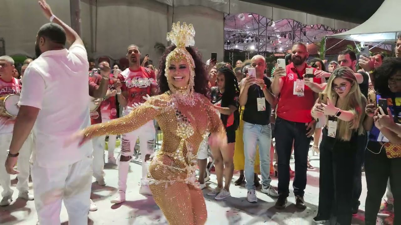 Viviane Araújo - Rainha de Bateria do Salgueiro