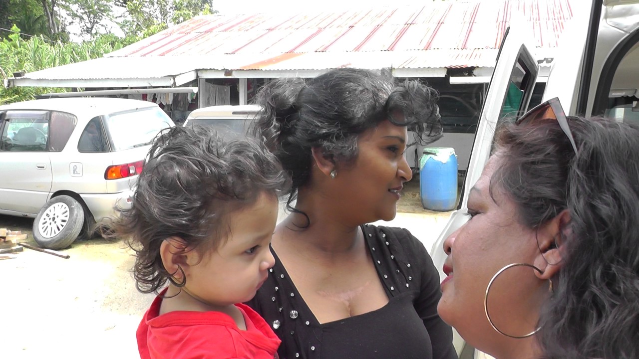 Naar Saramacca, kampong Baroe, Groningen,  Suriname, 10 juni 2017