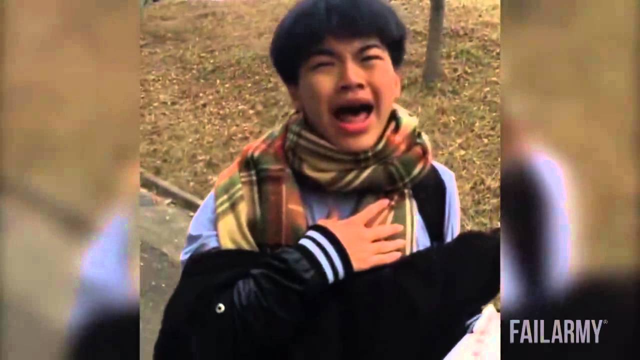 Scared guy sings chandelier.