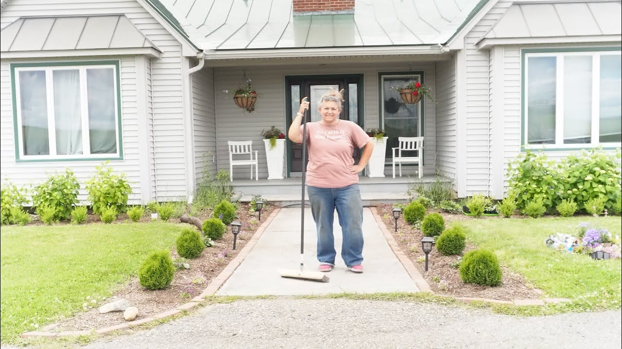 Planting up my Front Porch and Walkway for Summer!