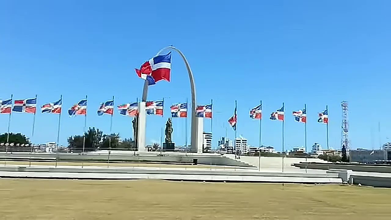 Dominicana Fuerte y Valiente