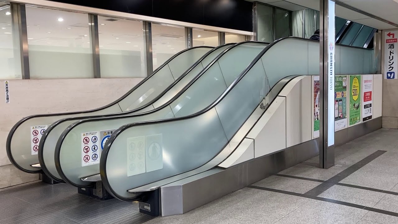 グランスタ東京の踊り場つきエスカレーター（三菱電機）※字幕解説つき